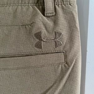 Beige Under Armour Casual Pants BNWT Size 38
